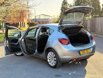 Used Vauxhall Astra 2010 for sale - 78147908: Photo