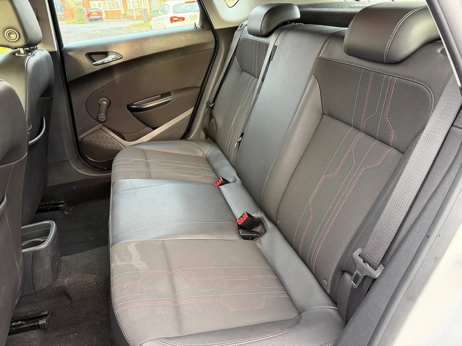 Used Vauxhall Astra 2012 for sale - 77084506: Photo 20