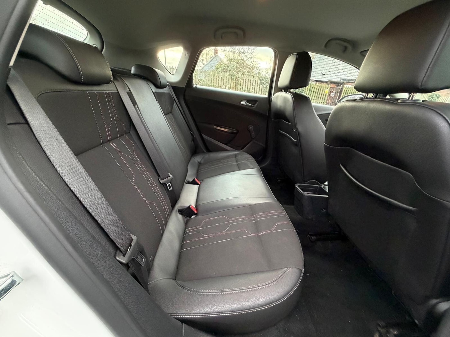 Used Vauxhall Astra 2012 for sale - 77084506: Photo 23