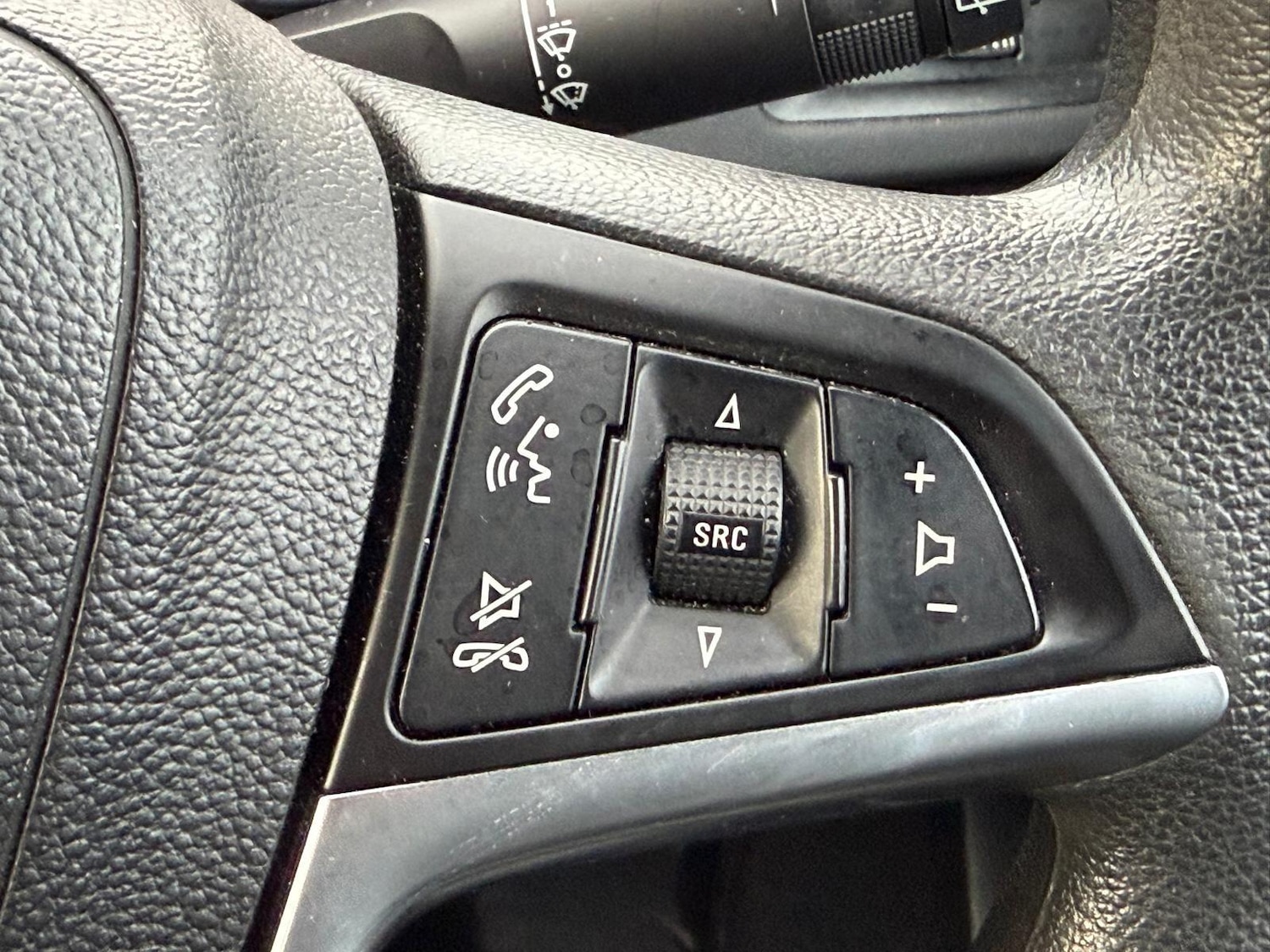 Used Vauxhall Astra 2012 for sale - 77084506: Photo 26