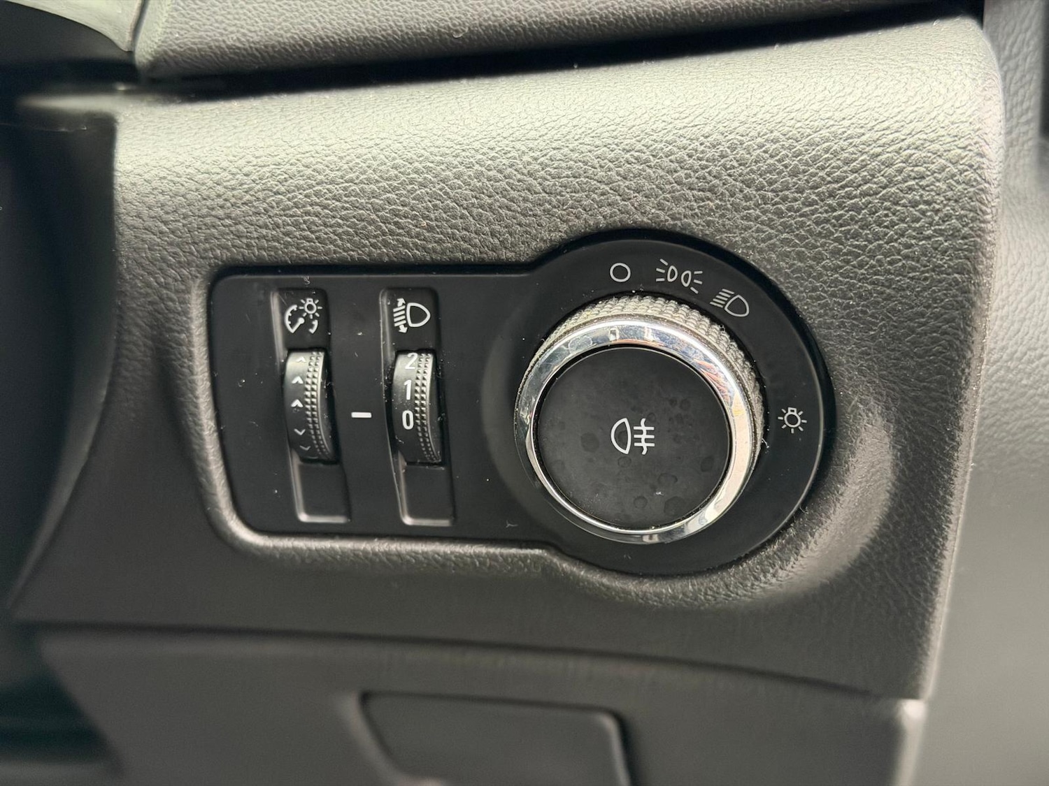 Used Vauxhall Astra 2012 for sale - 77084506: Photo 27