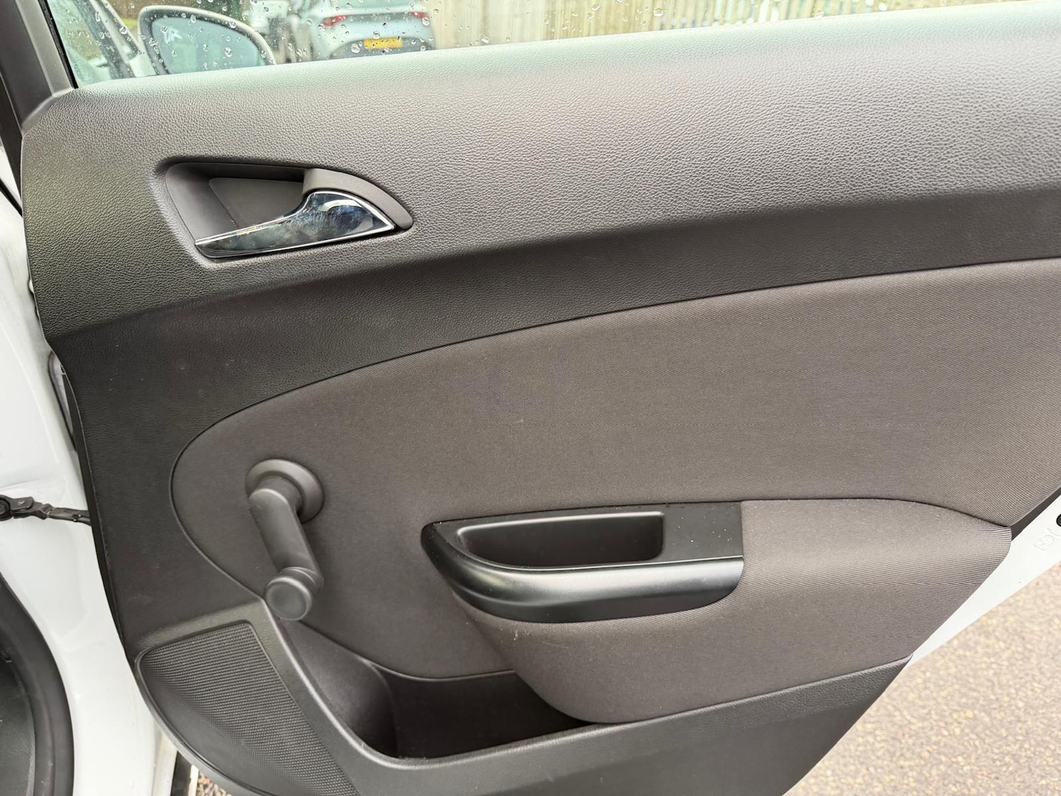 Used Vauxhall Astra 2012 for sale - 77084506: Photo 31