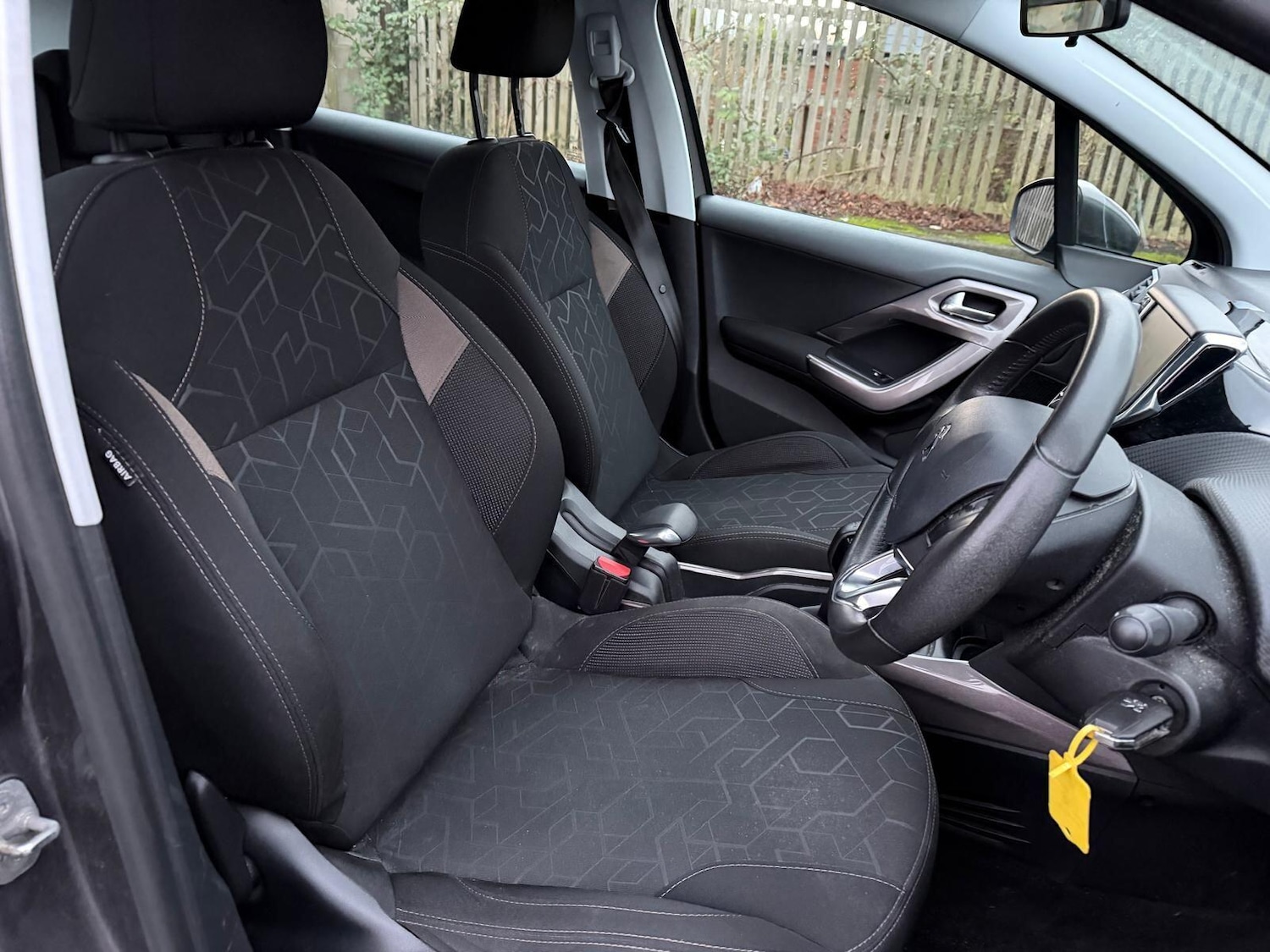 Used Peugeot 2008 for sale - 77084508: Photo 17