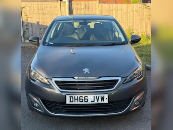 Used Peugeot 308 2017 for sale - 78388025: Photo