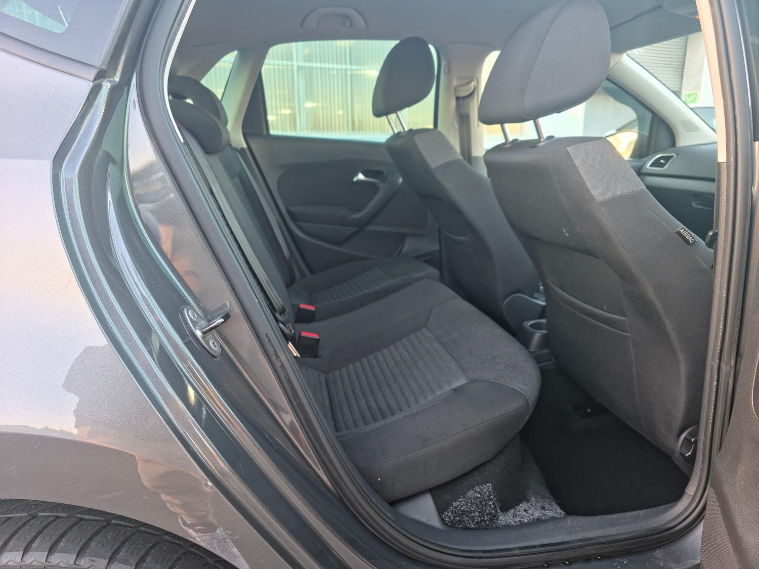 Used Volkswagen Polo 2011 for sale - 76608081: Photo 18