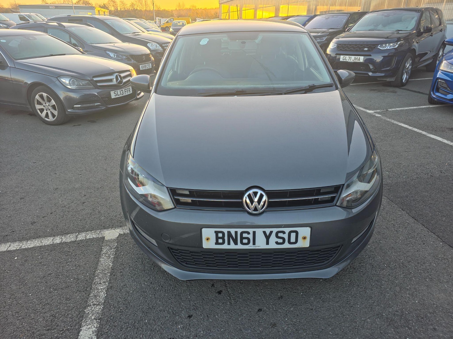 Used Volkswagen Polo 2011 for sale - 76608081: Photo 2