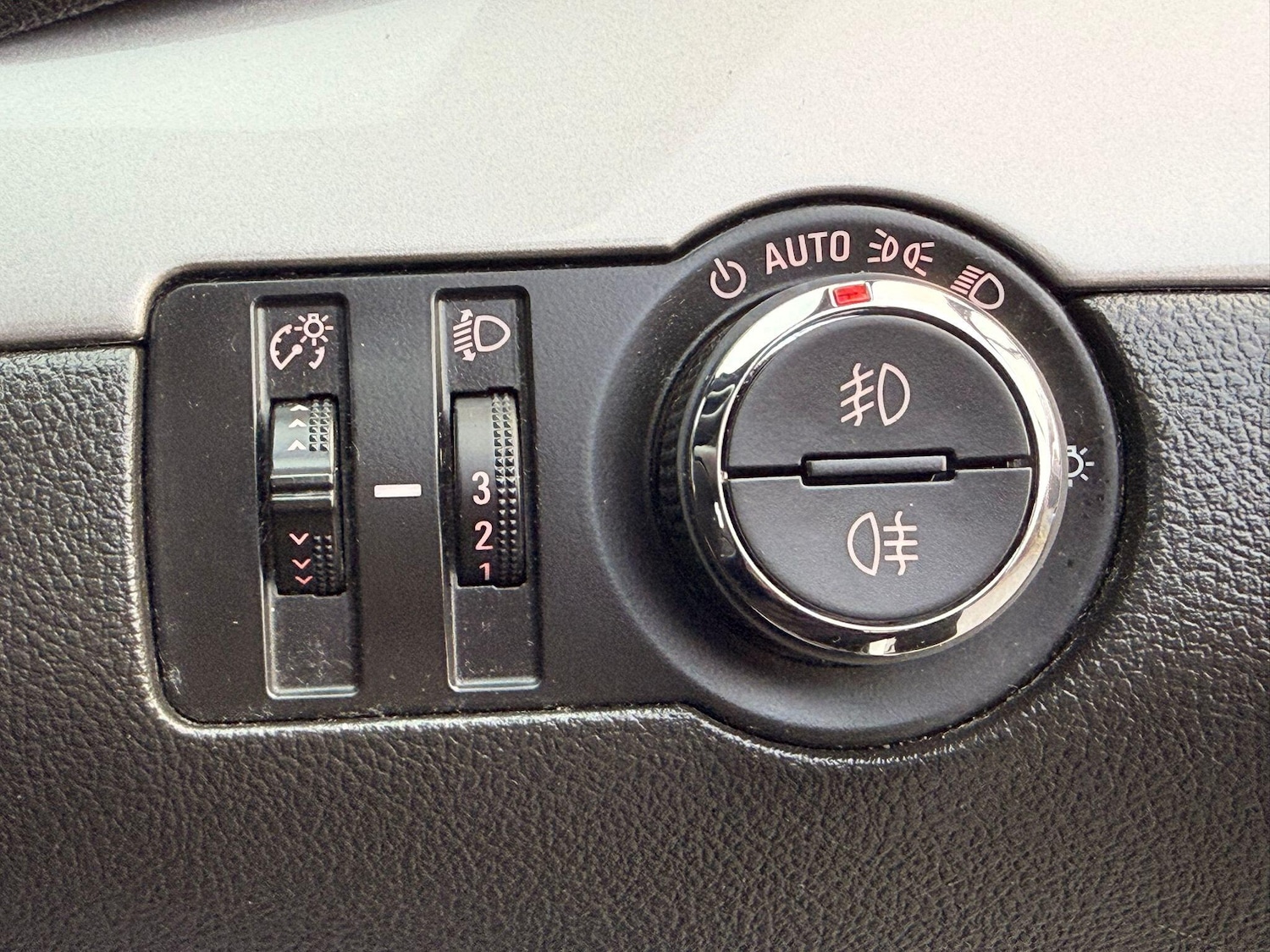 Used Vauxhall Mokka 2015 for sale - 78033926: Photo 28