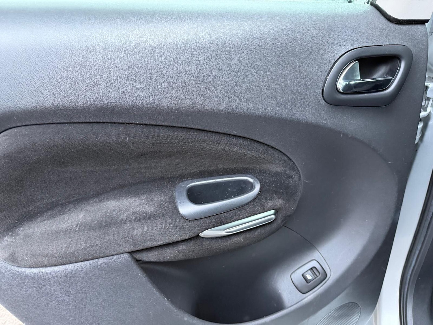 Used Citroen C3 Picasso 2010 for sale - 77478750: Photo 24