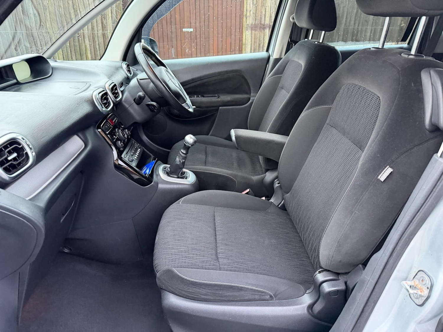 Used Citroen C3 Picasso 2010 for sale - 77478750: Photo 33