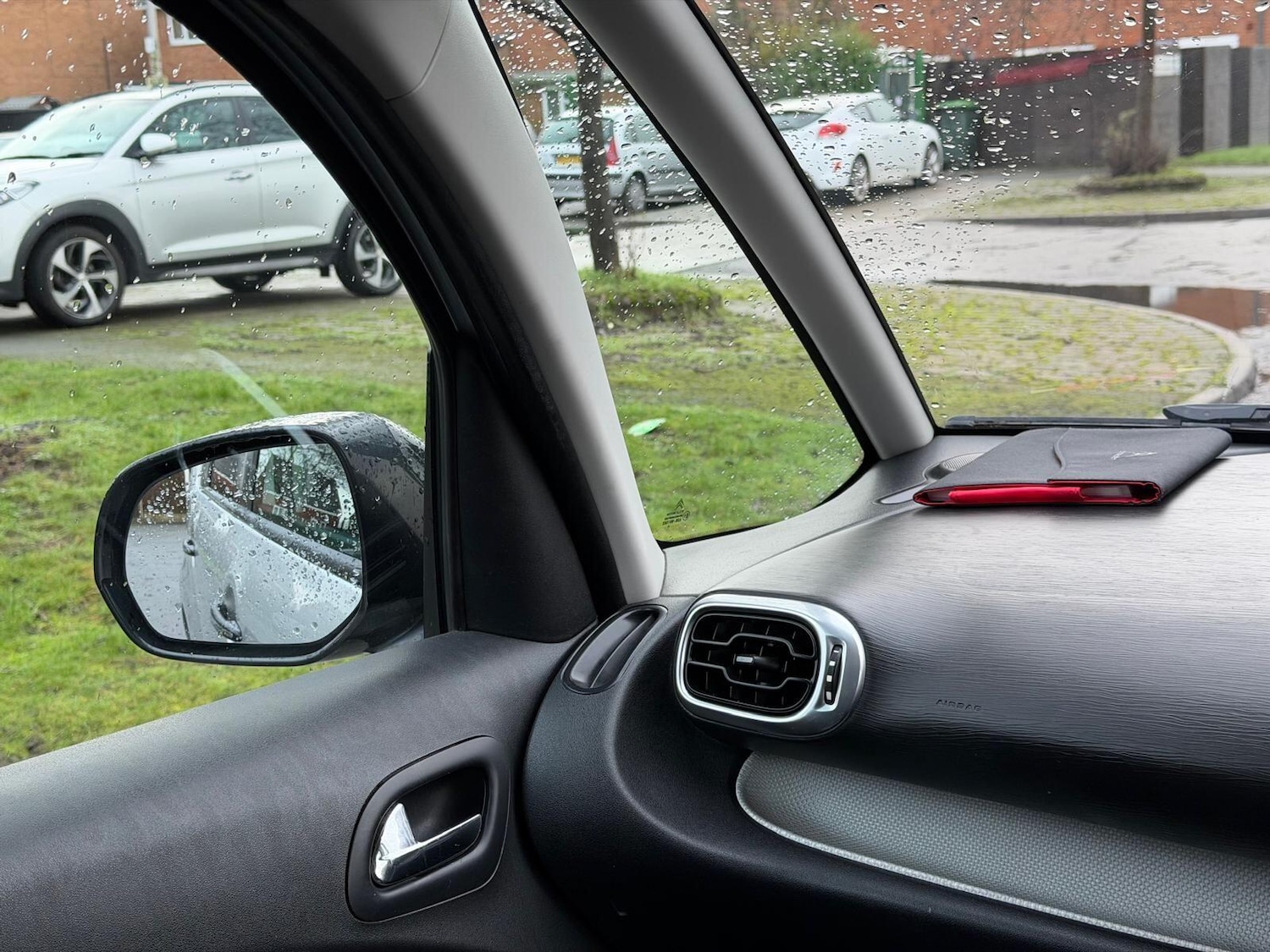 Used Citroen C3 Picasso 2010 for sale - 77478750: Photo 35