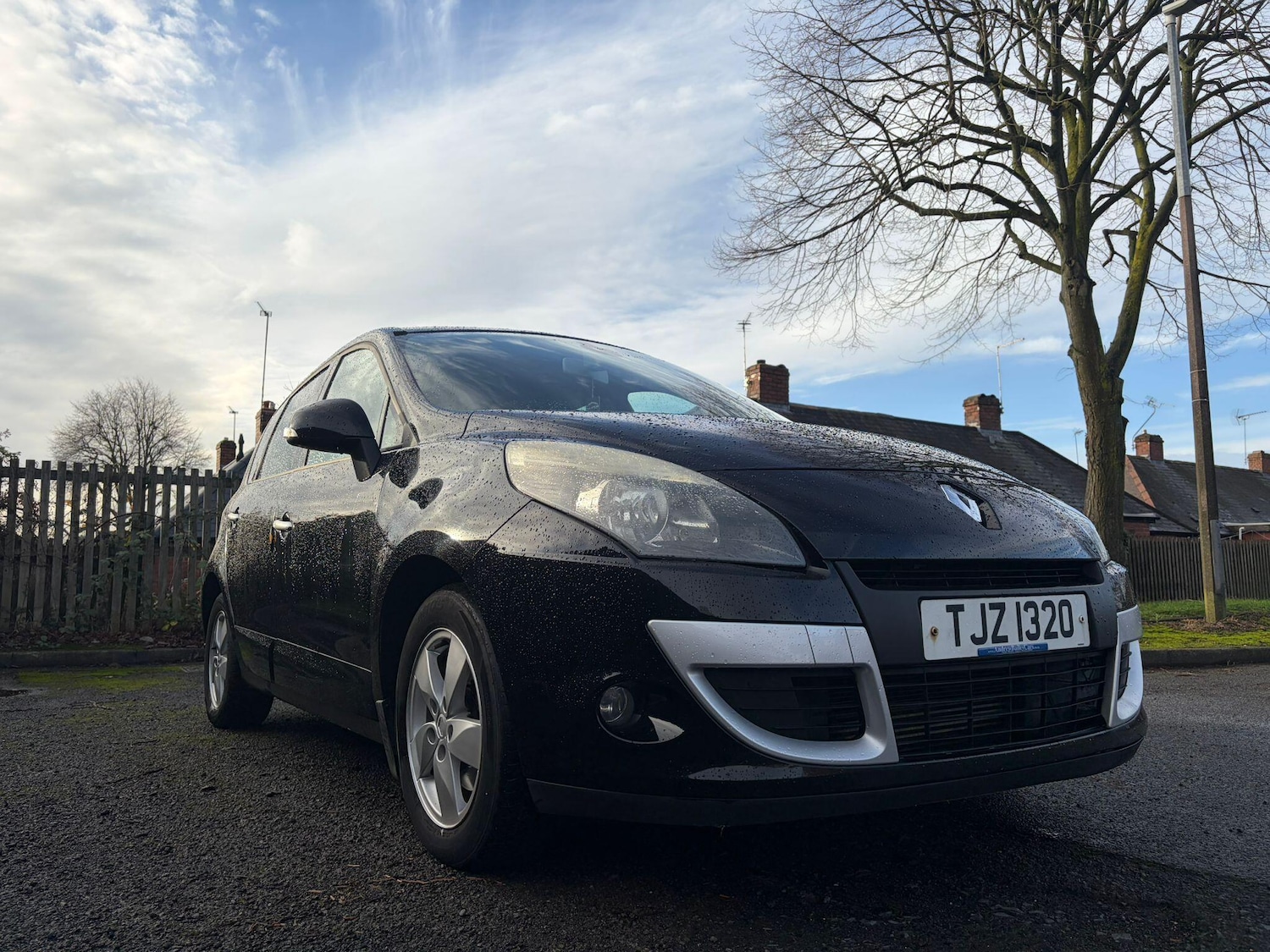 Used Renault Scenic 2011 for sale - 76964370: Photo 2