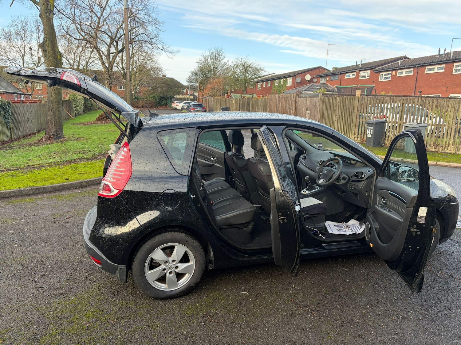 Used Renault Scenic 2011 for sale - 76964370: Photo 23