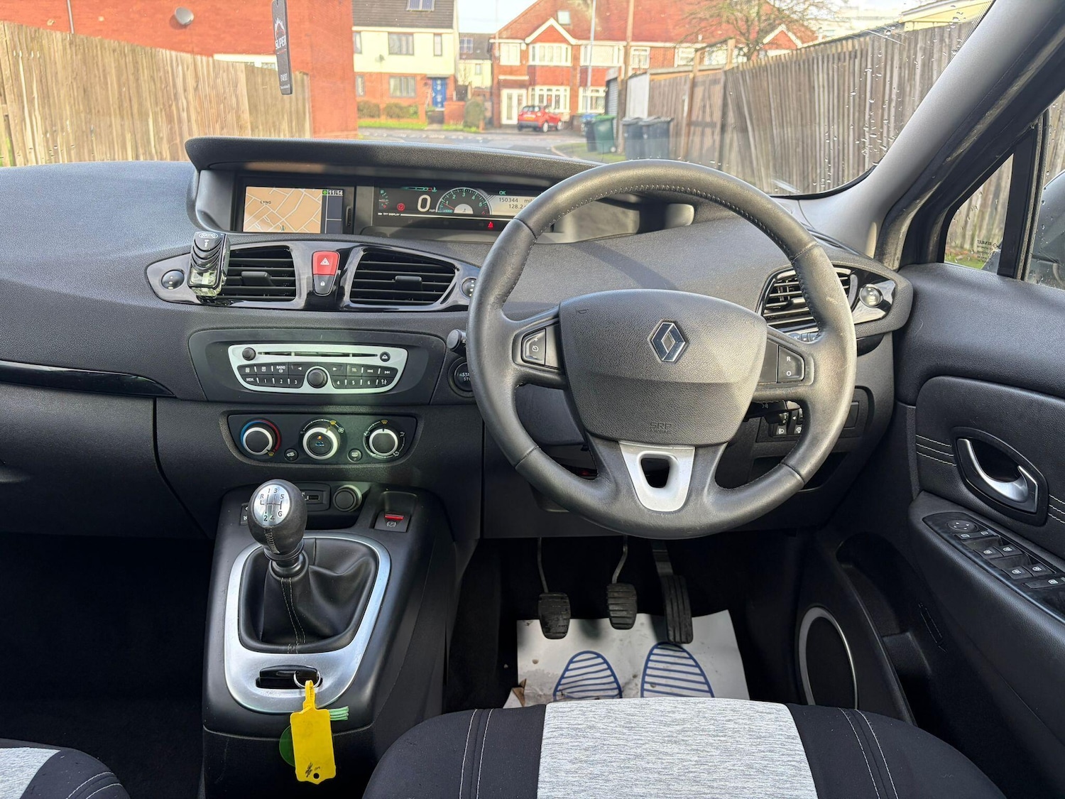 Used Renault Scenic 2011 for sale - 76964370: Photo 30