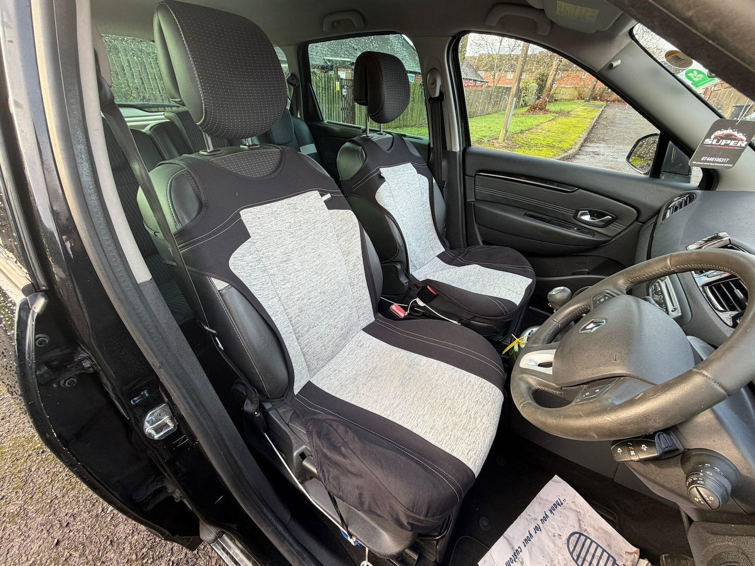 Used Renault Scenic 2011 for sale - 76964370: Photo 32