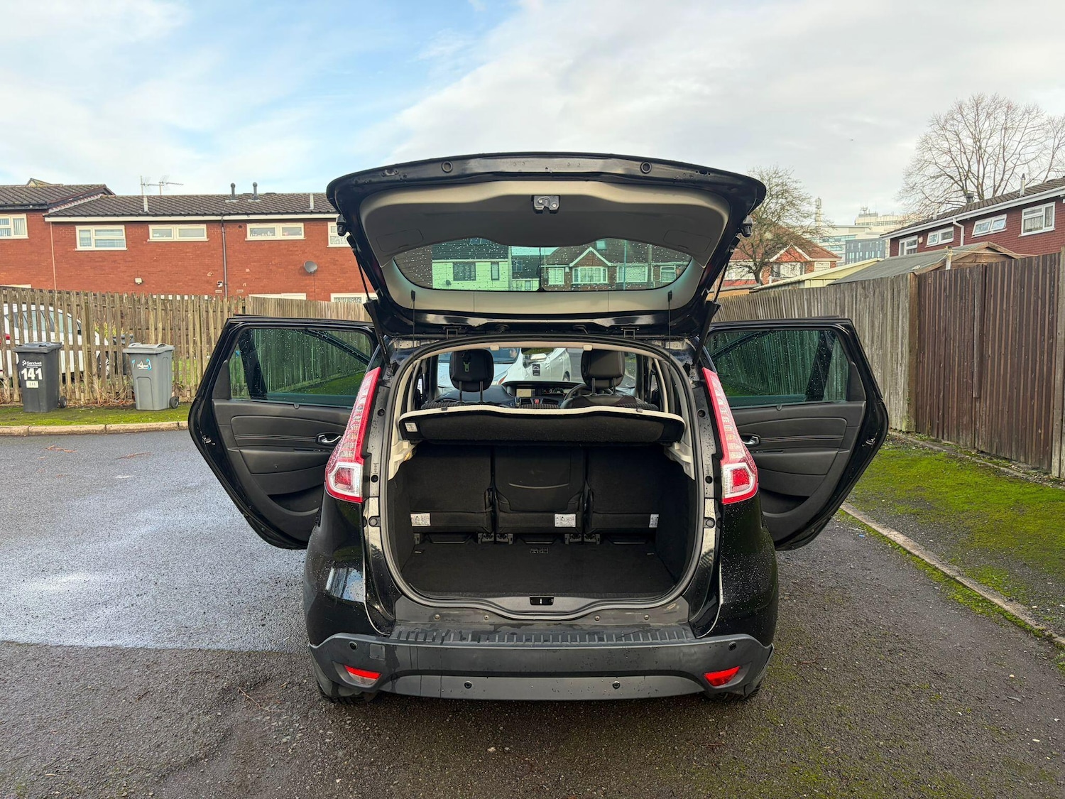 Used Renault Scenic 2011 for sale - 76964370: Photo 42