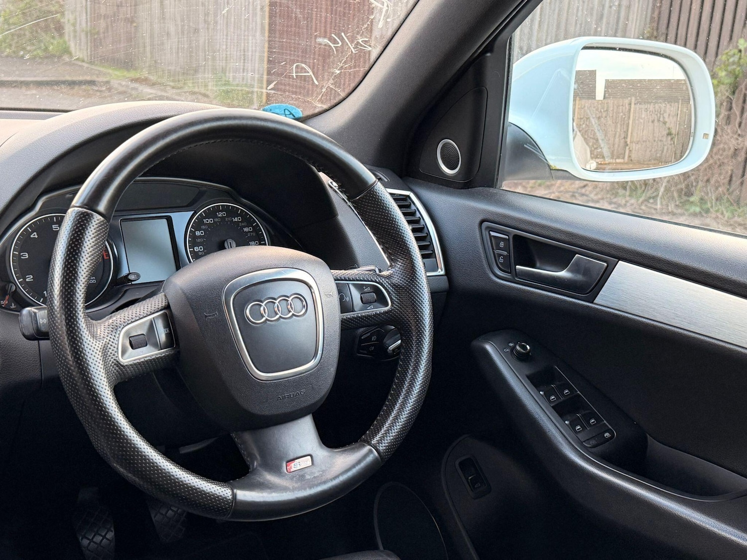 Used Audi Q5 2011 for sale - 78171505: Photo 41