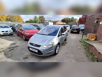 Ford - S-Max