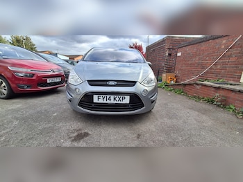 Used Ford S-Max 2014 for sale - 76237506: Photo 4