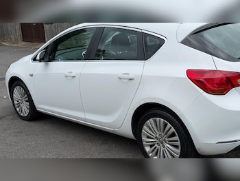 Used Vauxhall Astra 2015 for sale - 78934521: Photo