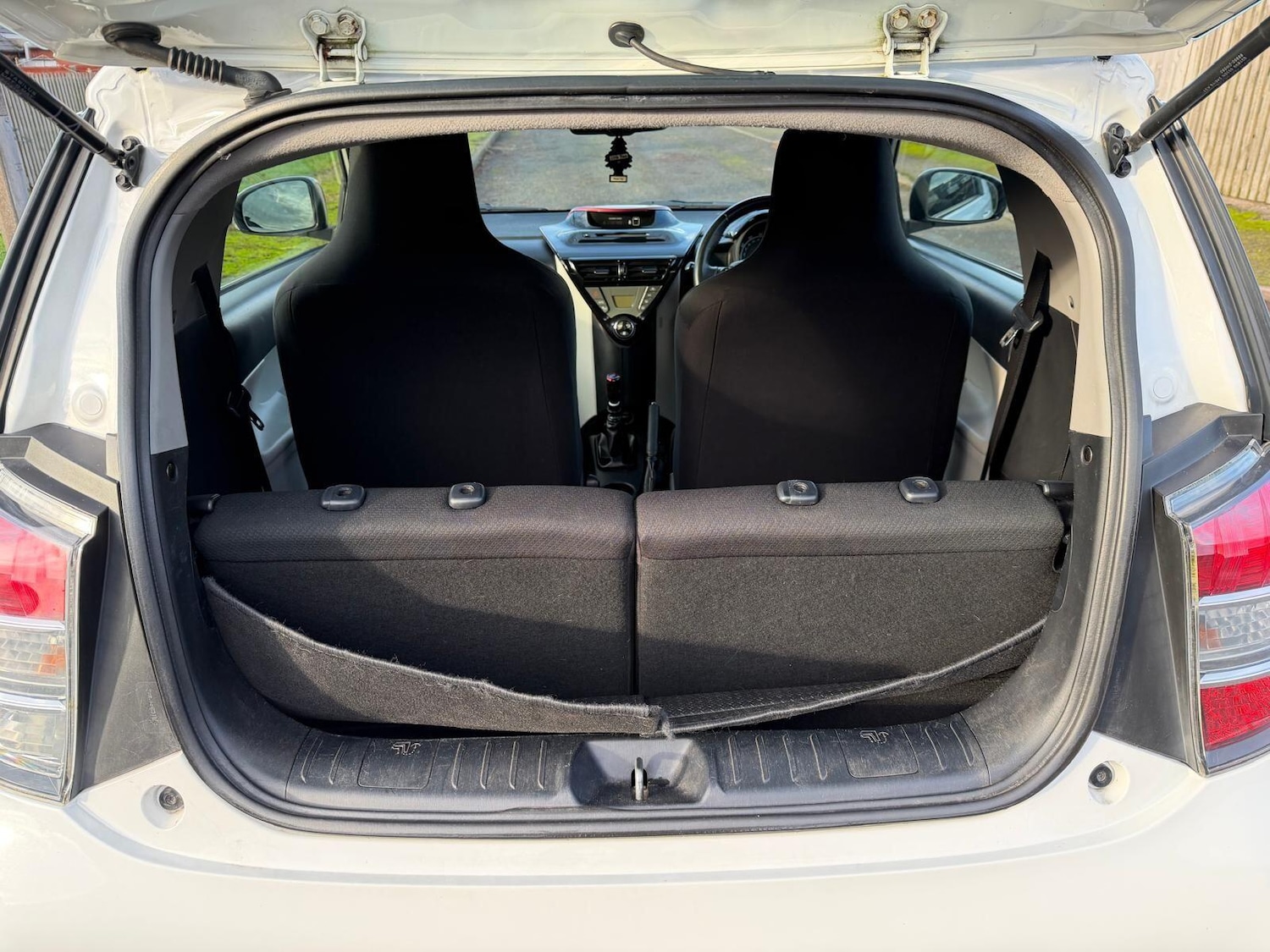 Used Toyota IQ 2011 for sale - 76913770: Photo 33