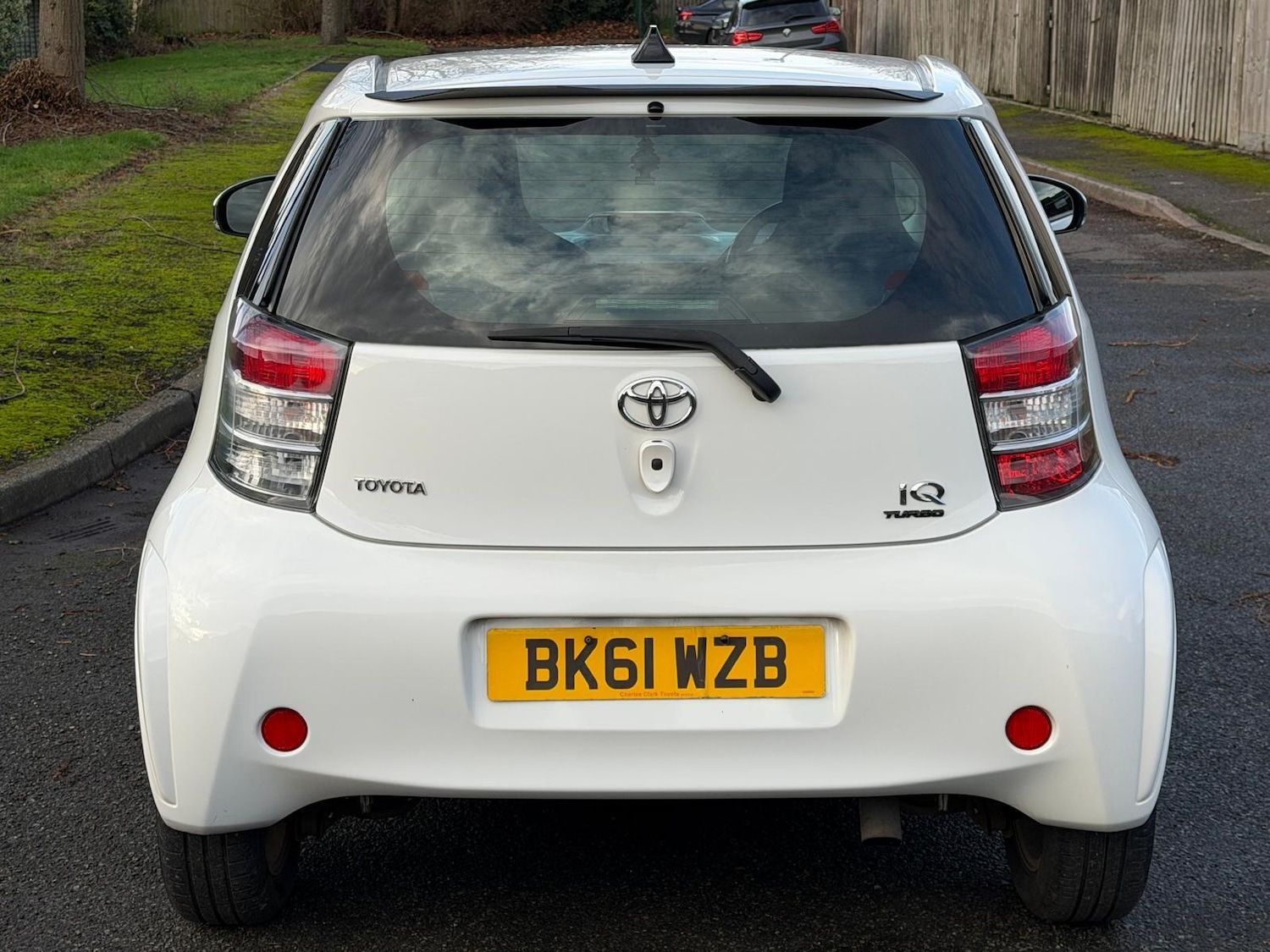 Used Toyota IQ 2011 for sale - 76913770: Photo 7