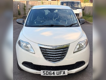 Used Chrysler Ypsilon 2014 for sale - 78549073: Photo