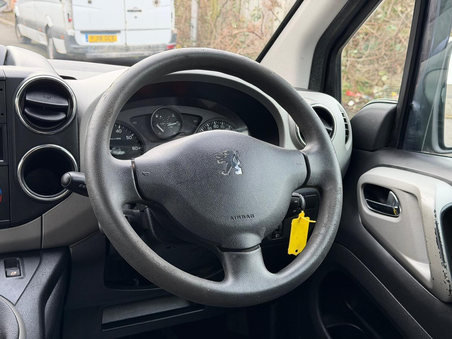 Used Peugeot Partner Tepee 2011 for sale - 77586530: Photo 35