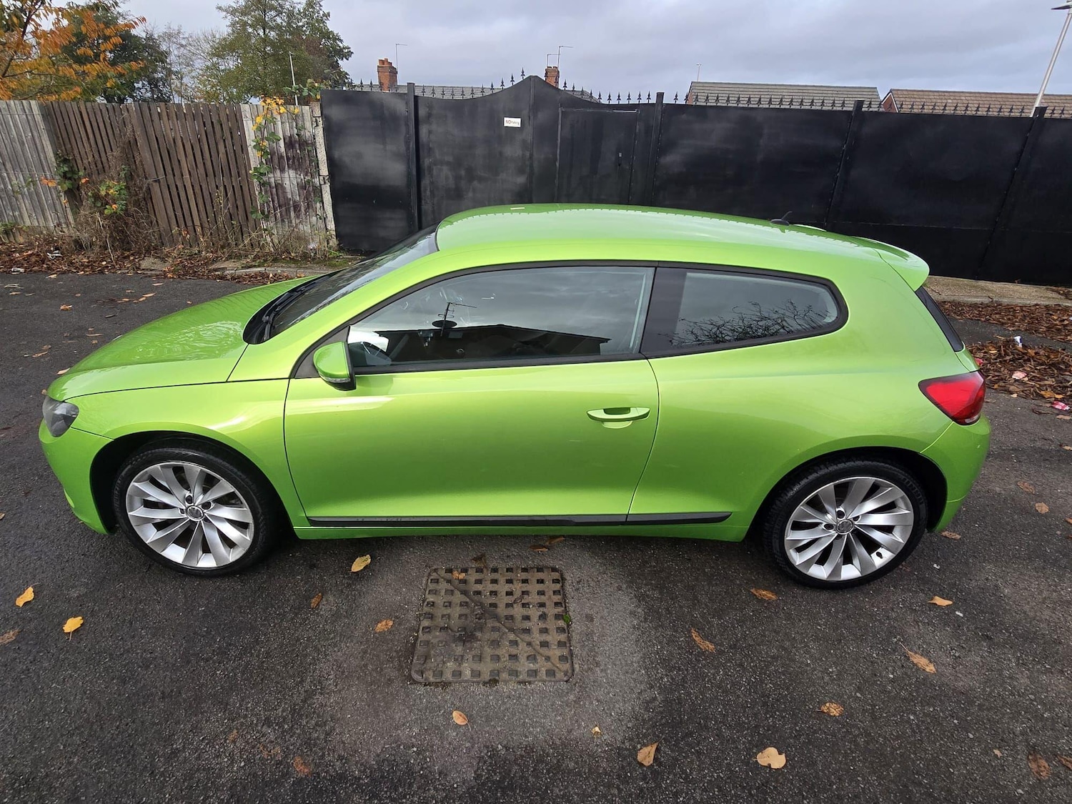 Used Volkswagen Scirocco 2010 for sale - 76528016: Photo 13