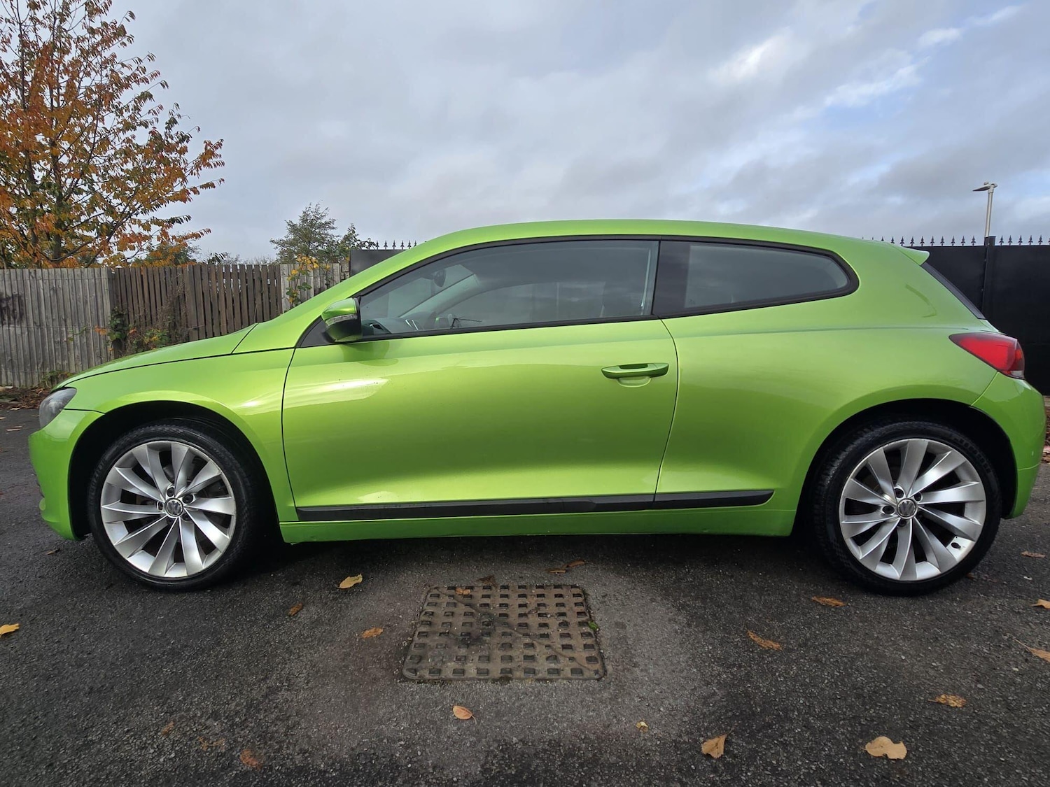 Used Volkswagen Scirocco 2010 for sale - 76528016: Photo 15