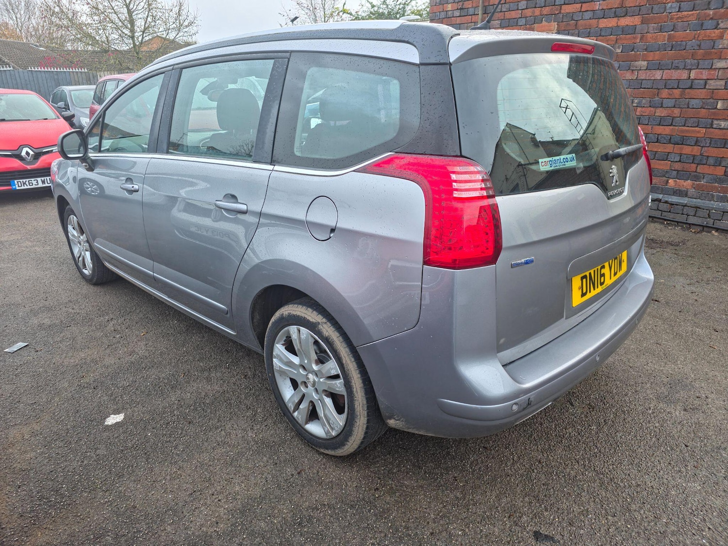 Used Peugeot 5008 2016 for sale - 76549107: Photo 10