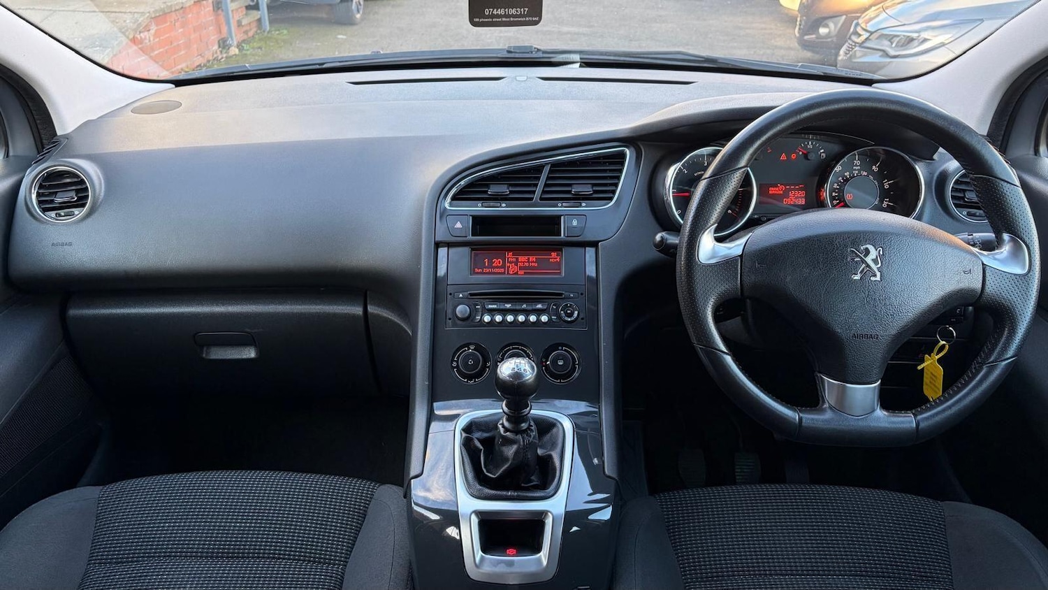 Used Peugeot 5008 2016 for sale - 76549107: Photo 27