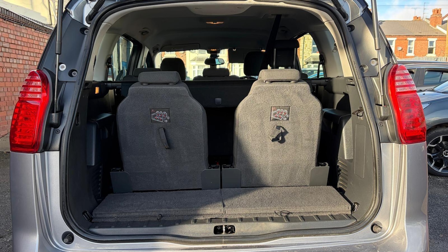 Used Peugeot 5008 2016 for sale - 76549107: Photo 37