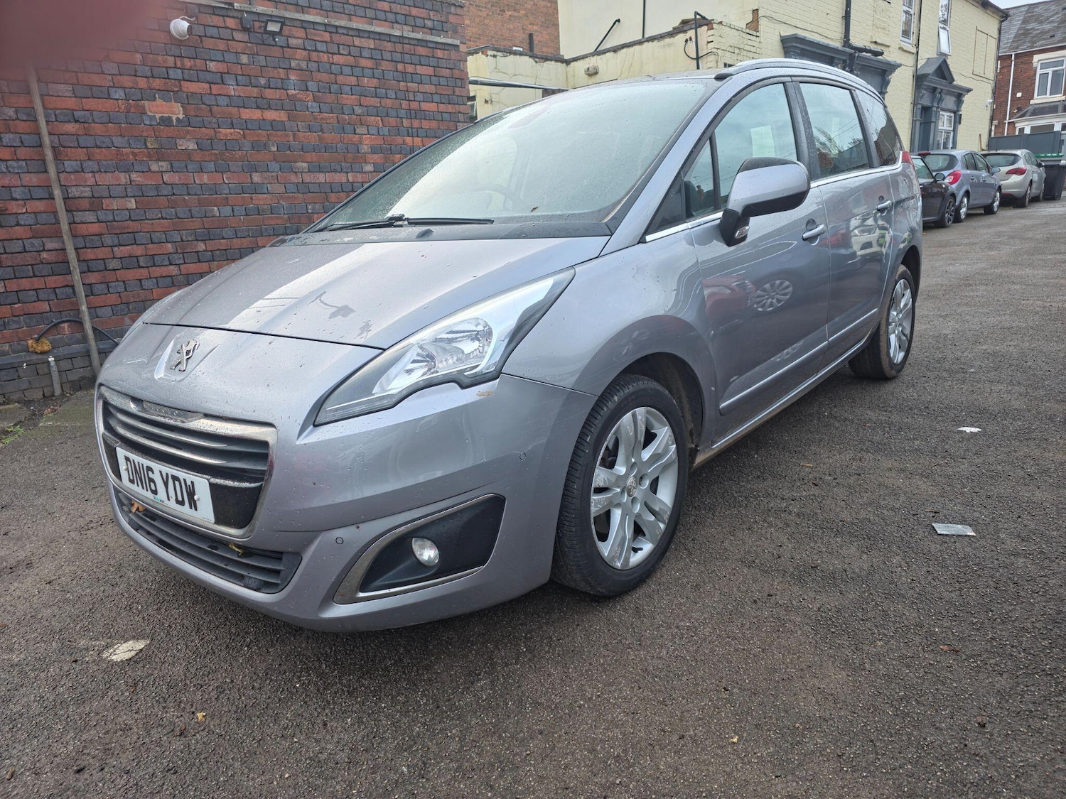 Used Peugeot 5008 2016 for sale - 76549107: Photo 9