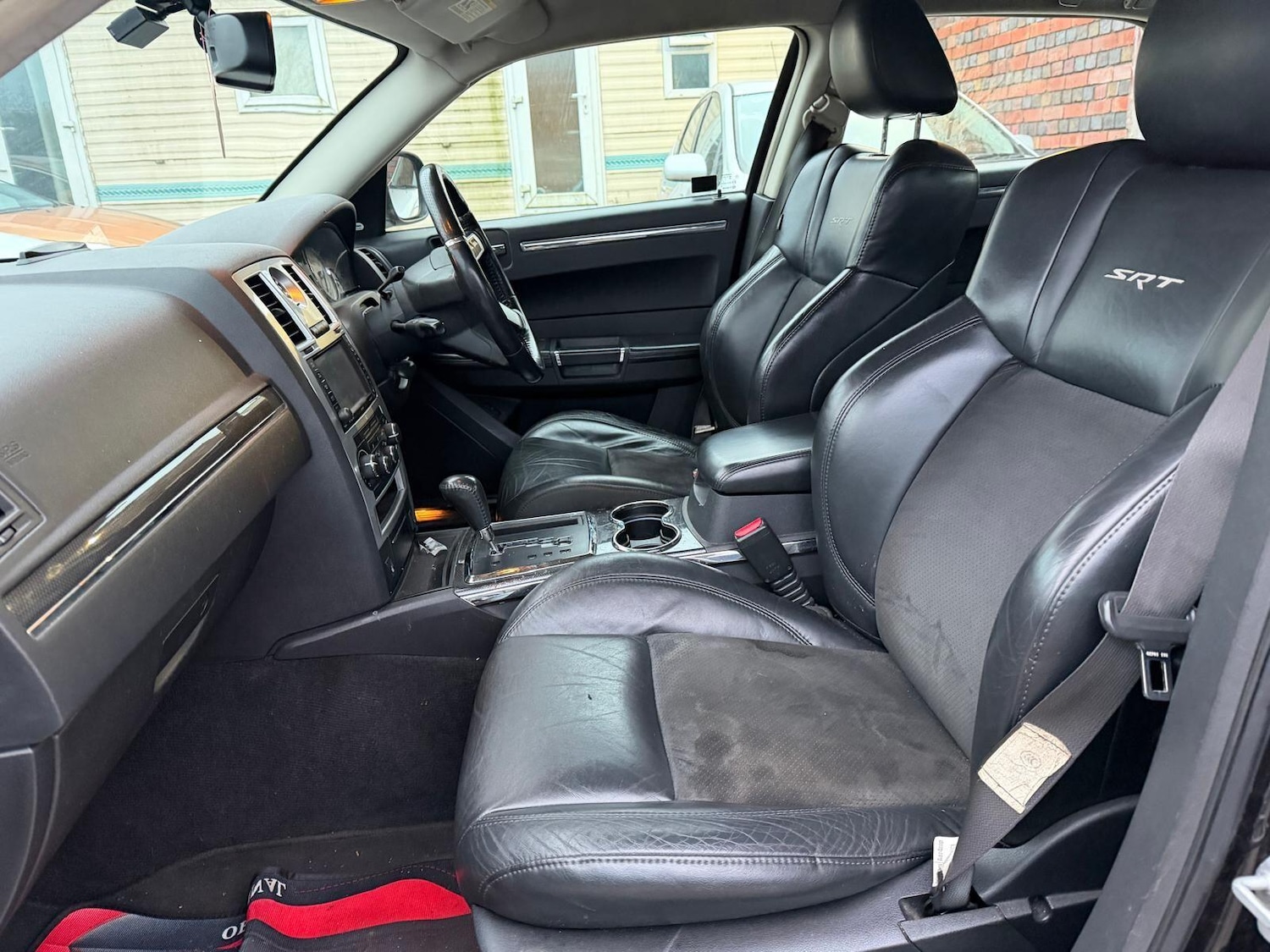 Used Chrysler 300C 2010 for sale - 77737734: Photo 42