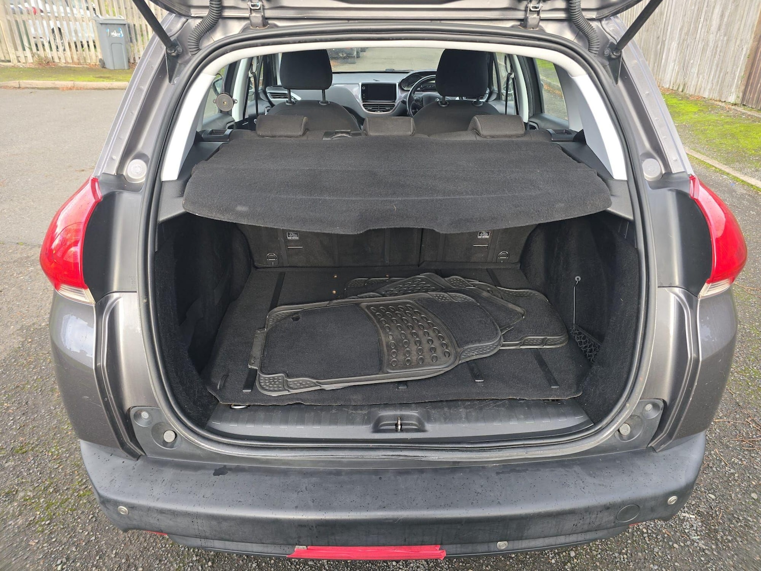 Used Peugeot 2008 2014 for sale - 76993025: Photo 39