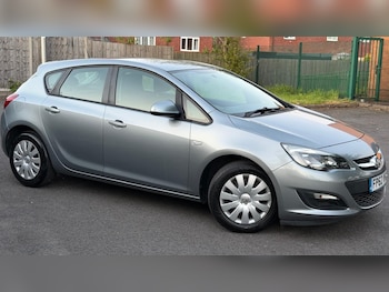 Used Vauxhall Astra 2013 for sale - 78695241: Photo