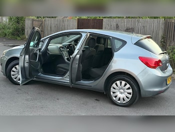 Used Vauxhall Astra 2013 for sale - 78695241: Photo