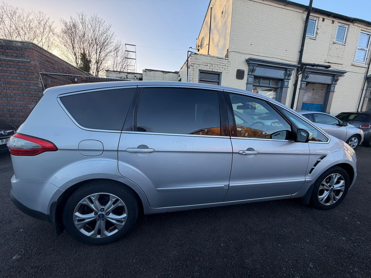 Used Ford S-Max 2012 for sale - 76912805: Photo 18