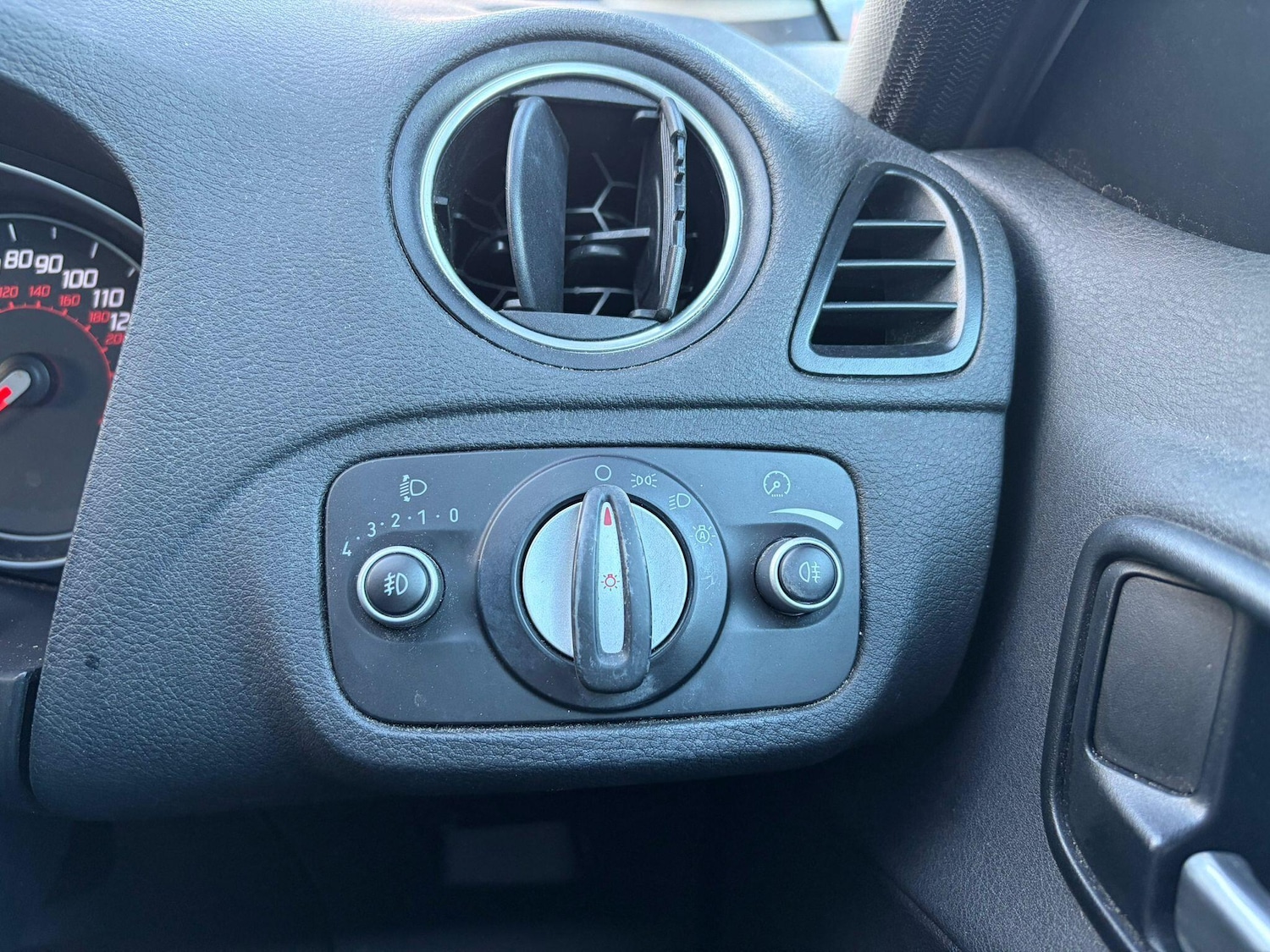 Used Ford S-Max 2012 for sale - 76912805: Photo 32