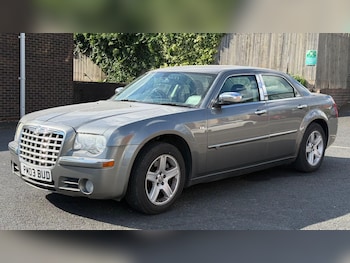 Used Chrysler 300C 2009 for sale - 79521479: Photo
