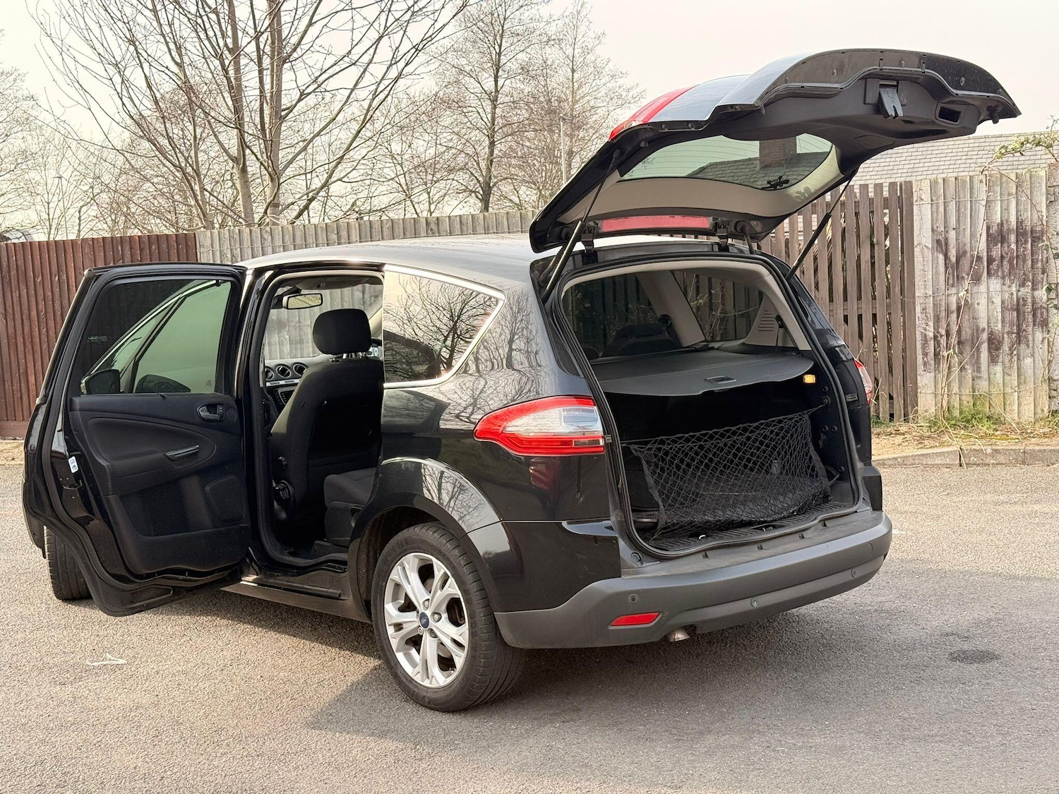 Used Ford S-Max 2015 for sale - 77970559: Photo 10