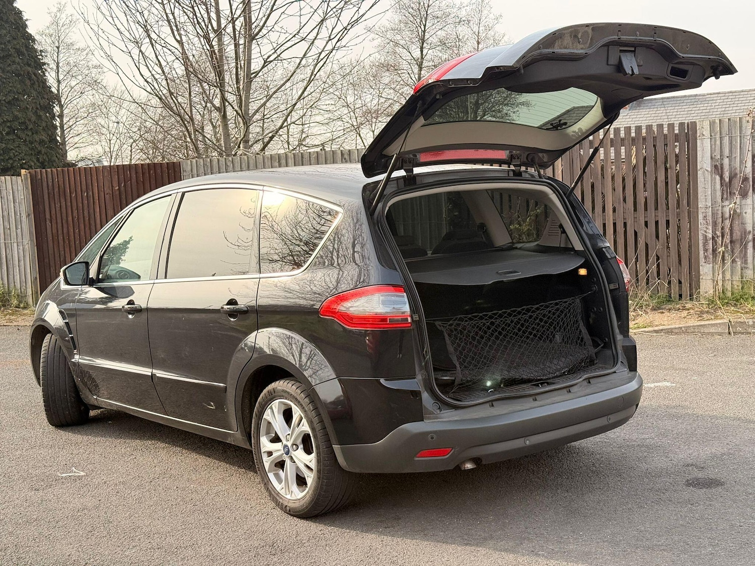 Used Ford S-Max 2015 for sale - 77970559: Photo 11