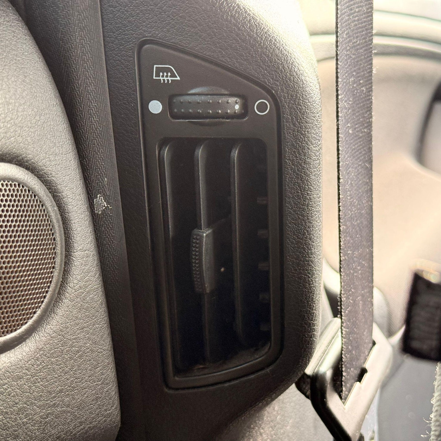 Used Ford S-Max 2015 for sale - 77970559: Photo 31