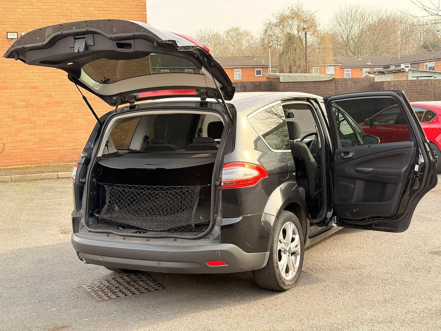 Used Ford S-Max 2015 for sale - 77970559: Photo 42