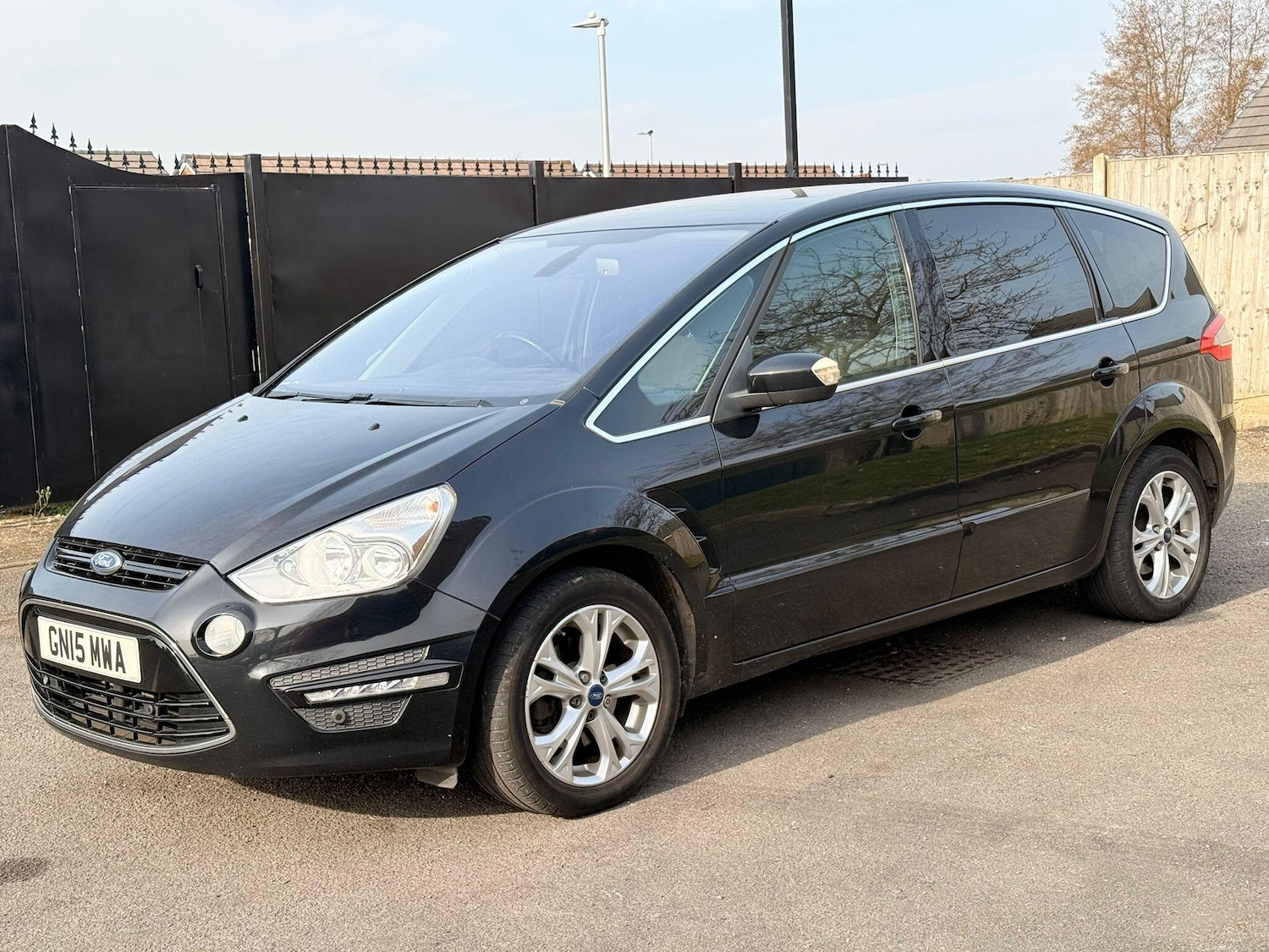 Used Ford S-Max 2015 for sale - 77970559: Photo 8