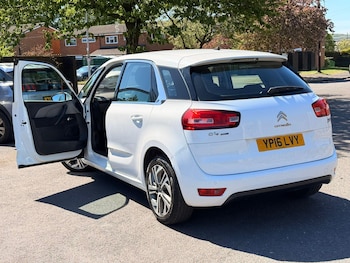 Used Citroen C4 Picasso 2016 for sale - 78586014: Photo