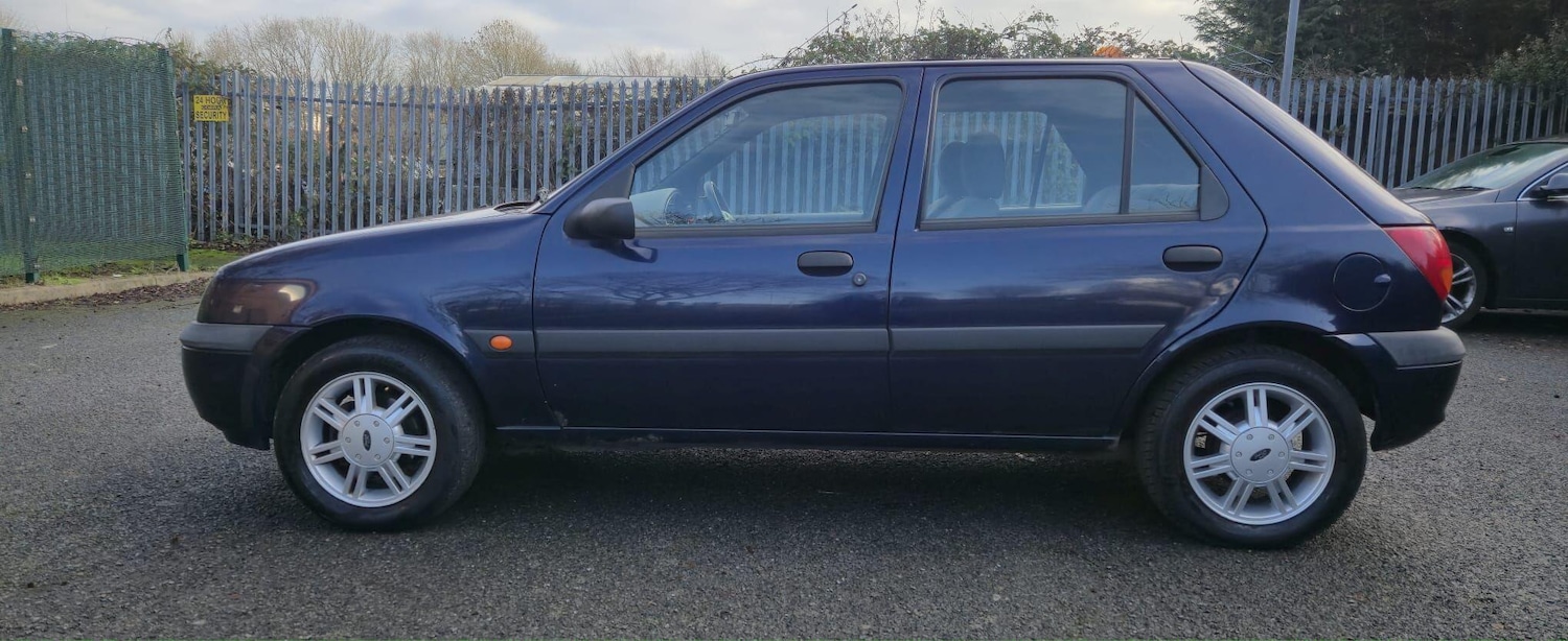 Used Ford Fiesta 2001 for sale - 77387031: Photo 14