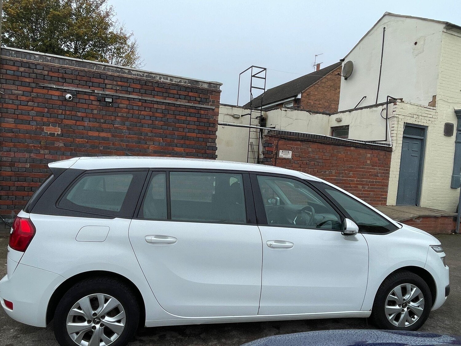 Used Citroen C4 Grand Picasso 2015 for sale - 76377256: Photo 34
