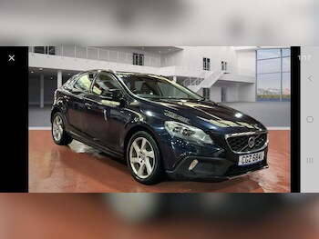 Used Volvo V40 Cross Country 2016 for sale - 77559382: Photo