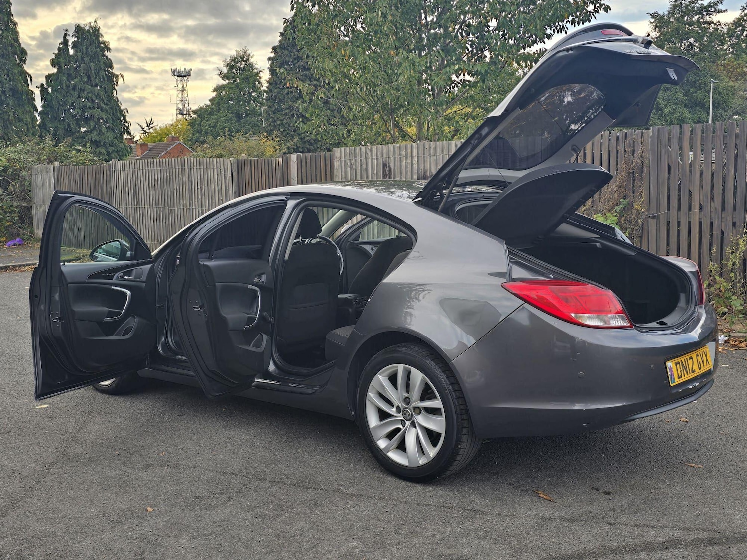 Used Vauxhall Insignia 2012 for sale - 76283096: Photo 4